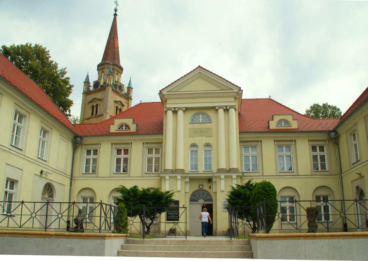Villa La Val, Apartamenty Walbrzych Exterior photo